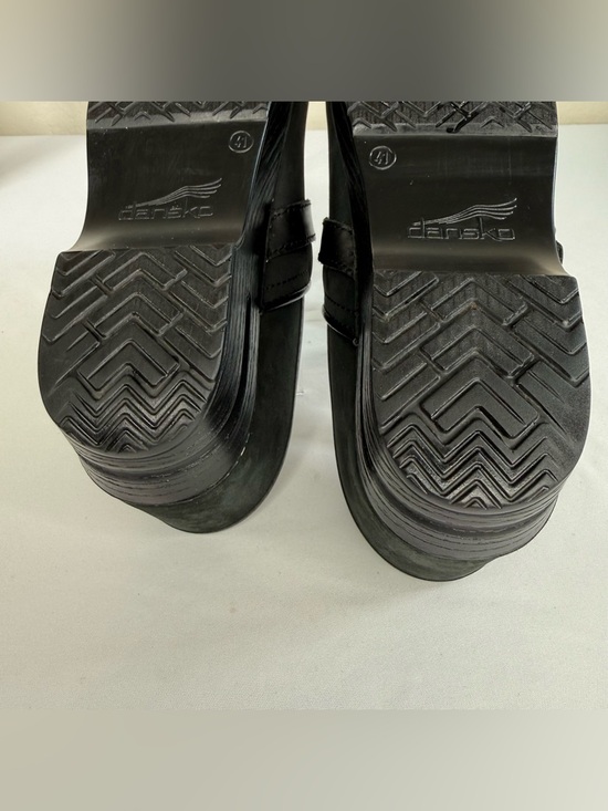 Dansko Pammy Black Milled Nubuck Leather Professional Clogs w/ Buckle SZ 41 EUC